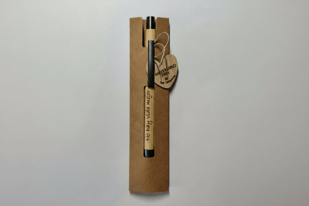 Bolígrafo Bambú Personalizado con Funda de Cartón