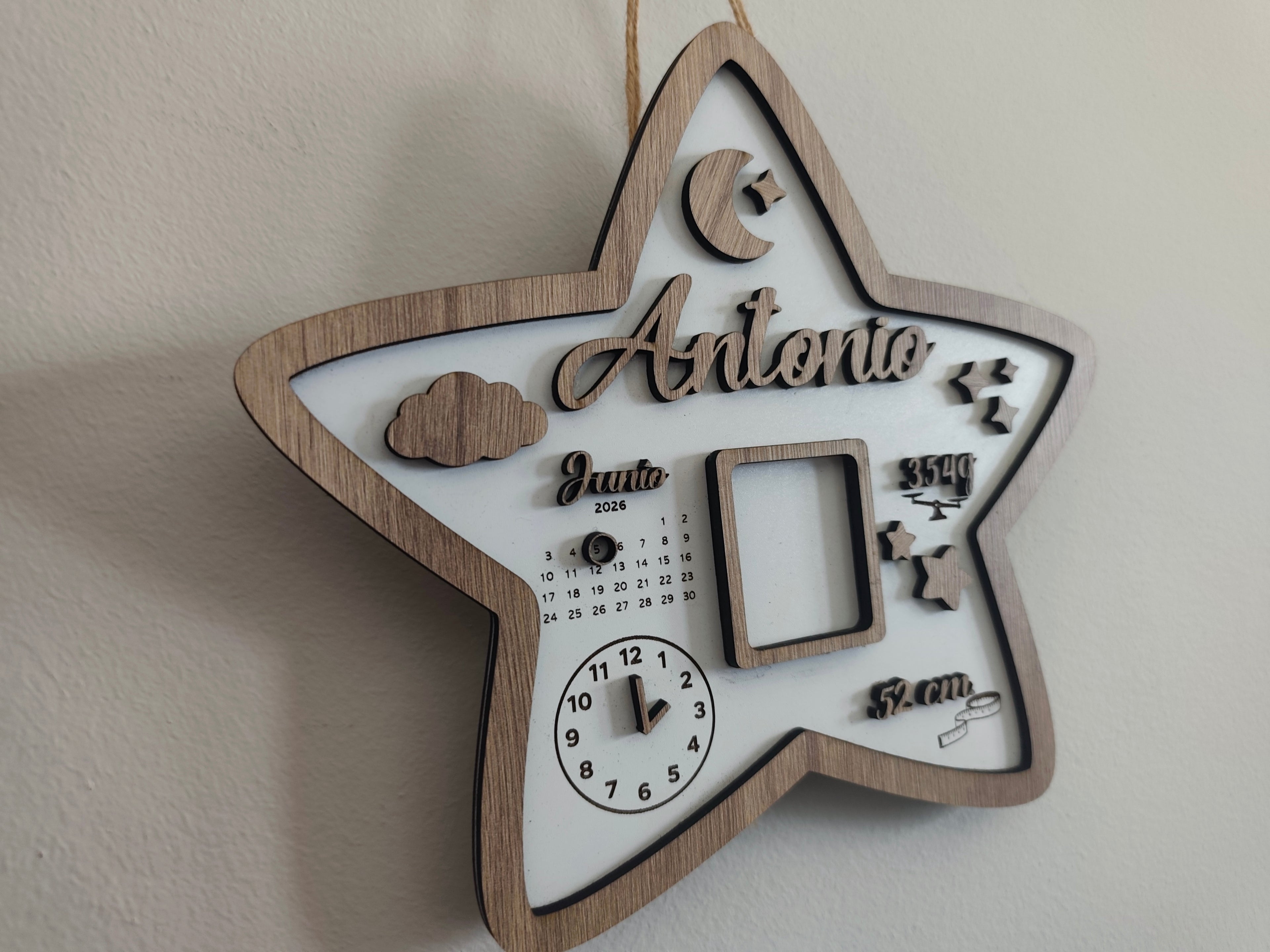 Placa de Nacimiento Bebé Personalizada en Madera
